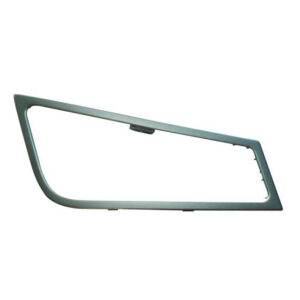 FOG SPOT LAMP PANEL TRIM RH
