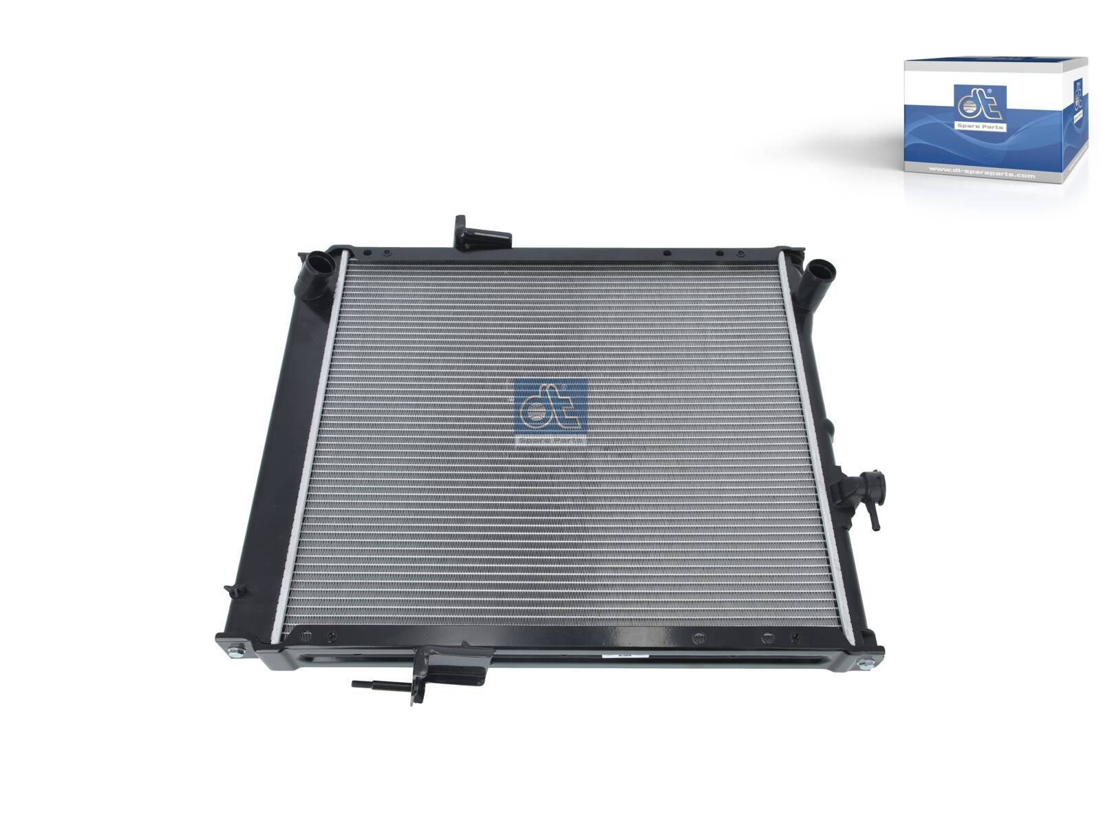 DT Spare Parts 15.00057 Radiator, L: 590 mm, W: 530 mm, T: 42 mm