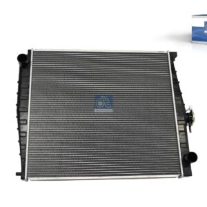 DT Spare Parts 17.00033 Radiator, L: 650 mm, W: 588 mm, T: 36 mm