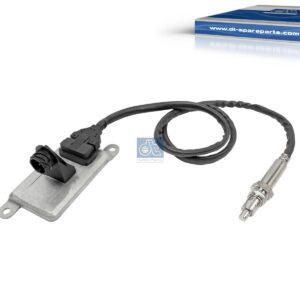 DT Spare Parts 1.21663 NOx Sensor, M20 x 1,5, SW: 22, L: 890 mm, 4 poles