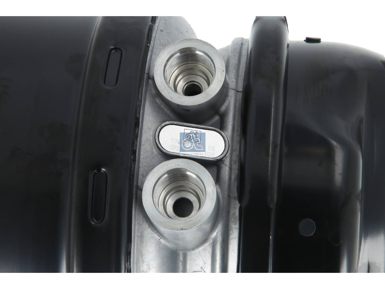 DT Spare Parts 3.00028 Spring brake cylinder, right