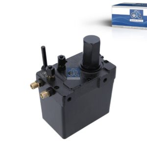 DT Spare Parts 3.84004 Cabin tilt pump, 570 ml, M12 x 1,5, M12 x 1,5, L: 130 mm, W: 87 mm, H: 121 mm, 400 bar