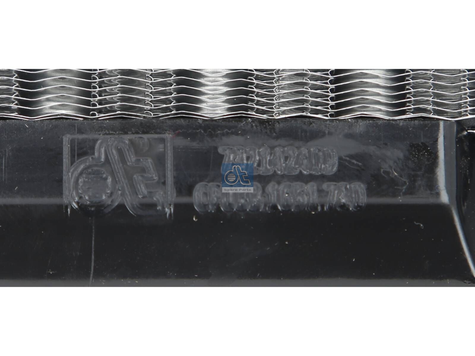 DT Spare Parts 4.00730 Heat exchanger, L: 370 mm, W: 188 mm, T: 42 mm