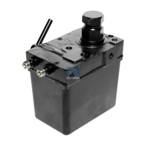 DT Spare Parts 4.62152 Cabin tilt pump, M10 x 1,5, L: 130 mm, W: 86 mm, H: 122.5 mm, 300 bar