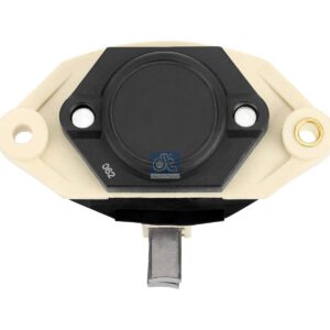 DT Spare Parts 4.63020 Regulator, alternator, 24 V