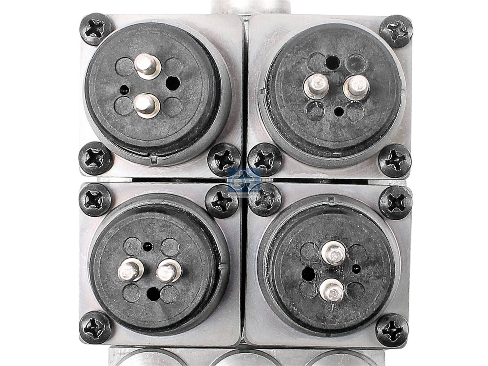 DT Spare Parts 4.67565 Shifting cylinder