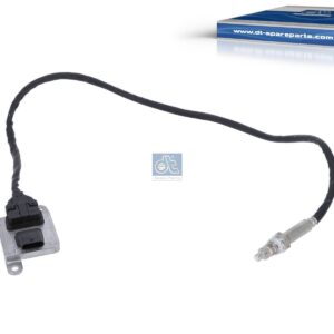 DT Spare Parts 4.69526 NOx Sensor, M20 x 1,5, SW: 22, L: 910 mm, 5 poles
