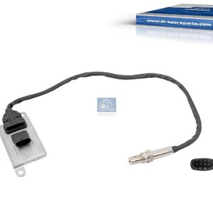 DT Spare Parts 5.44015 NOx Sensor, M20 x 1,5, SW: 22, L: 680 mm, 4 poles