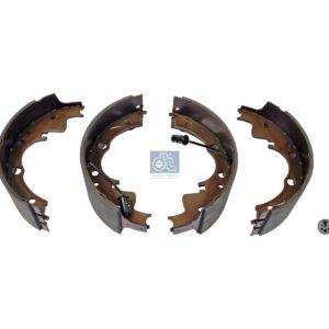 DT Spare Parts 7.92411 Brake shoe kit, with linings